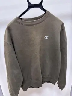 Champion オリーブグリーン スウェット