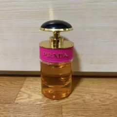 PRADA CANDY 香水のサムネイル