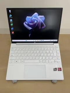 HP Pavilion Aero 13 Ryzen 5 8GB 256GBのサムネイル