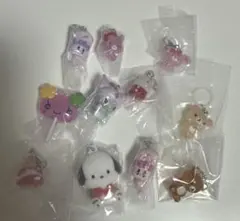 ガチャガチャ　めじるし　サンリオ　エスターバニー　たまごっち　コリラックマ