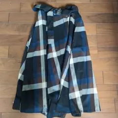 【新品・美品】ロングフレアスカート