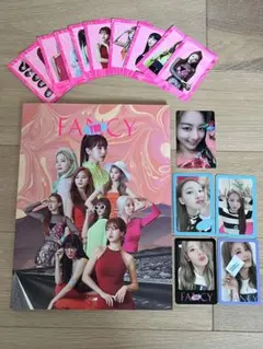 TWICE Fancy CD トレカ付き　ジヒョ　ナヨン　サナ
