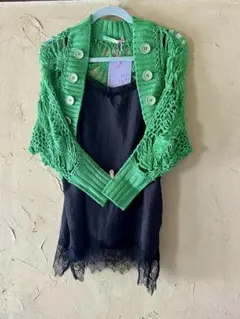 ✳︎【未開封、タグ付き】鍵あみ グリーン カーディガン ボレロ（のみ）✳︎のサムネイル