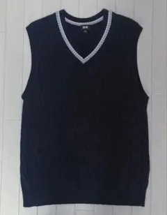 UNIQLO ネイビー ケーブルニット Vネックベスト サイズS