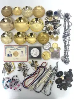 遺品整理　金杯　アクセサリー　メダル　古銭　大量まとめ売り