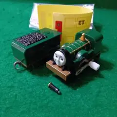 カプセルプラレール トーマス　エミリー　ともだち図鑑編