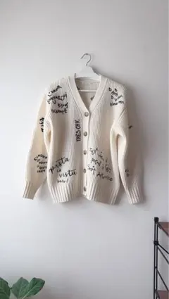 2026年最新】loungedress ロゴ刺繍カーディガンの人気アイテム - メルカリ