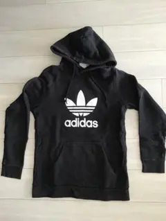 アディダス　adidas originals パーカー　スウェット