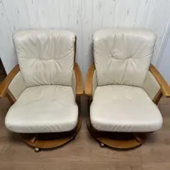 ニトリ ダイニングチェア 回転式 肘付き キャスター付き 2脚セット 引取限定