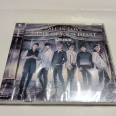 UKISS FALL IN LOVE / SHAPE OF YOUR HEART