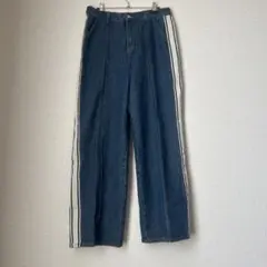 サイドライン付きストレートデニム インディゴブルー