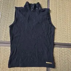 VERSACE JEANS COUTURE ブラックノースリーブ　ニットのサムネイル