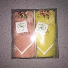 ☆新品未使用☆ローラアシュレイ ハンドタオル2枚セット