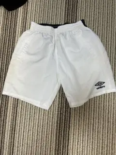 Umbro ホワイト ハーフパンツ