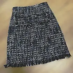 最終値下げ　ツイードひざ丈スカート フリンジ付き　秋冬