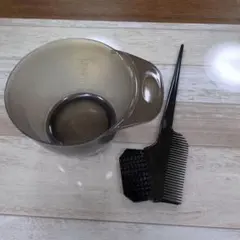 【新品】カラーリングカップ ＆ コームブラシセット（ブラック）