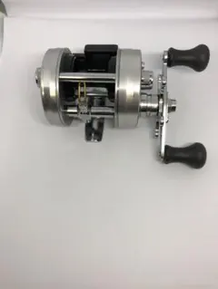 アンバサダー　2601 C IAR 美品 ⚠️メルカリ以外には出品してません⚠️ アンバサダー ABU 2601C IAR