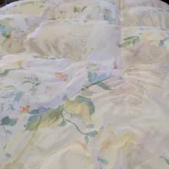 羽毛布団　シングルサイズ