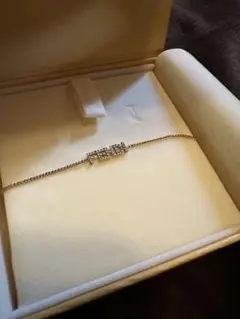 FENDI ブレスレット ロゴ 備品全て完備(最終値下げ)