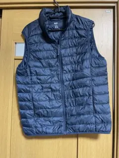 ユニクロ ウルトラライトダウンベスト ネイビー Mサイズ