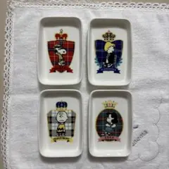 ★新品　アフタヌーンティー　スヌーピー　陶磁器豆皿4個セット　発送6/9~のサムネイル