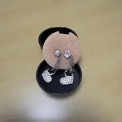 マリークワント ハート型クリスタルピアス チェーン付き