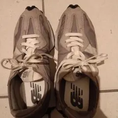 ニューバランス　327 26.5cm