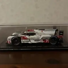 Audi R18 e-tron quattro Le Mans 2015のサムネイル
