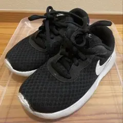 Nike ブラック スニーカー