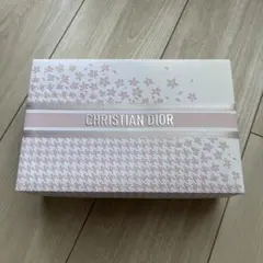 CHRISTIAN DIOR ギフトボックス 花柄