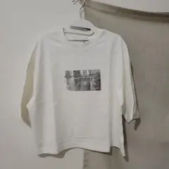 COLONY 2139 箔プリントTシャツ ホワイト Fサイズのサムネイル
