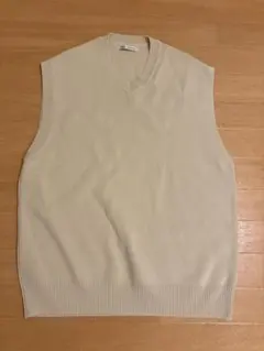 グレー系統　Vネック ノースリーブ ベスト