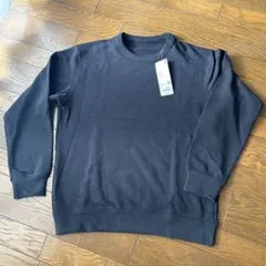 ユニクロ　ウルトラストレッチ　トップス　　トレーナー　黒