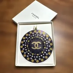 CHANEL BEAUTE ホリデー オーナメント イベント ノベルティ2025のサムネイル