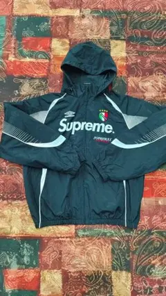 supremeナイロンジャケット