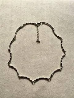 シルバーネックレス 波状デザイン