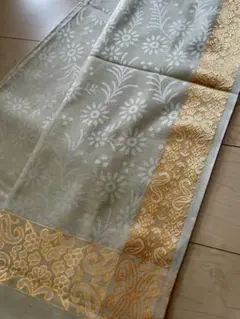 カバー、マルチカバー、ベッドカバー、テーブルランナー