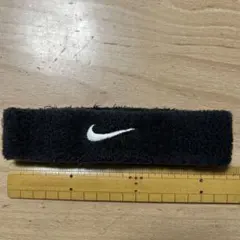 Nike キッズ　ヘアバンド 黒　タオル生地　サッカー　バスケのサムネイル