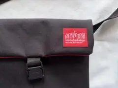 インナーが赤い！マンハッタン・ポーテージ　美品のサムネイル