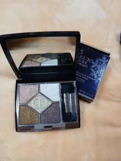 Dior サンククルールクチュール549ゴールデンスノー