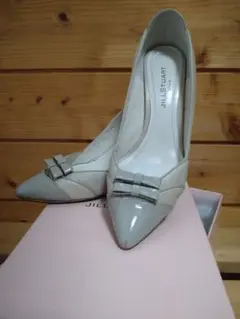ジルスチュアート　パンプス