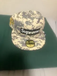 Supreme x MLB x New Era 