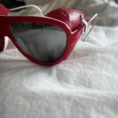 新品MONCLER sunglasses VOGUE France掲載のサムネイル
