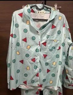 クレヨンしんちゃん　パジャマ　長袖長ズボン　ミントグリーン　Mサイズ