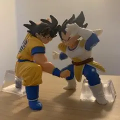 hg ドラゴンボール　悟空　ベジータ　フィギュア　ガチャのサムネイル