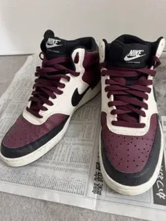 25.5cmNike バーガンディ ハイカットスニーカージョーダン