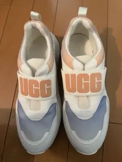 UGG スニーカー ホワイト/ブルー/ピンク