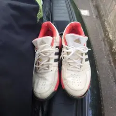 adidasテニスシューズ値下げしました！