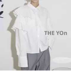 THE YOnザヨン アシメラッフルデザインシャツ アシンメトリー変形ブラウスのサムネイル