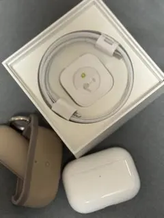 AirPods Pro ワイヤレス充電ケース付き